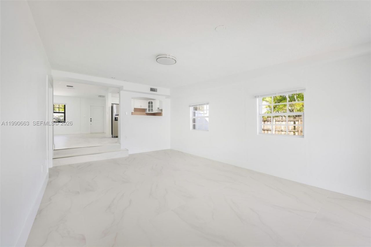 3640 SW 13th St , Miami, FL 33145 Photo