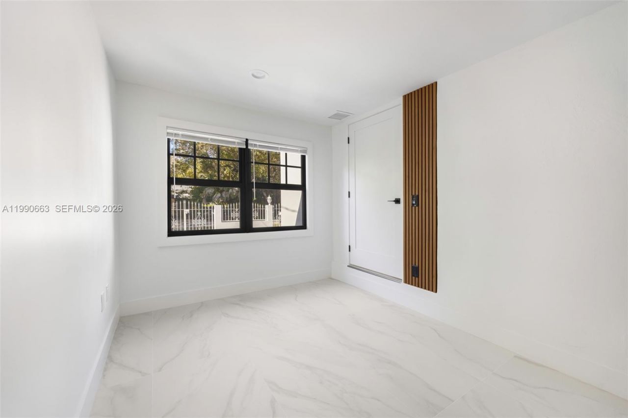 3640 SW 13th St , Miami, FL 33145 Photo