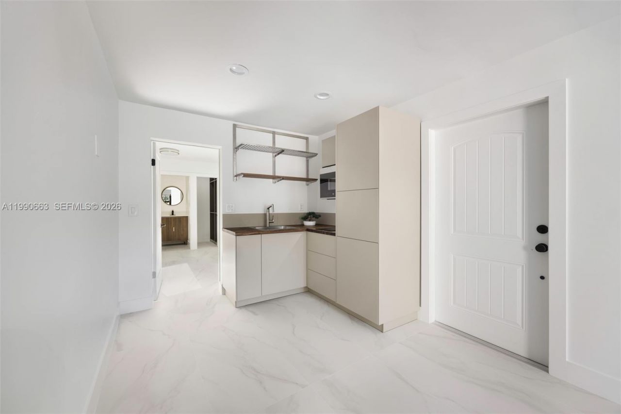 3640 SW 13th St , Miami, FL 33145 Photo