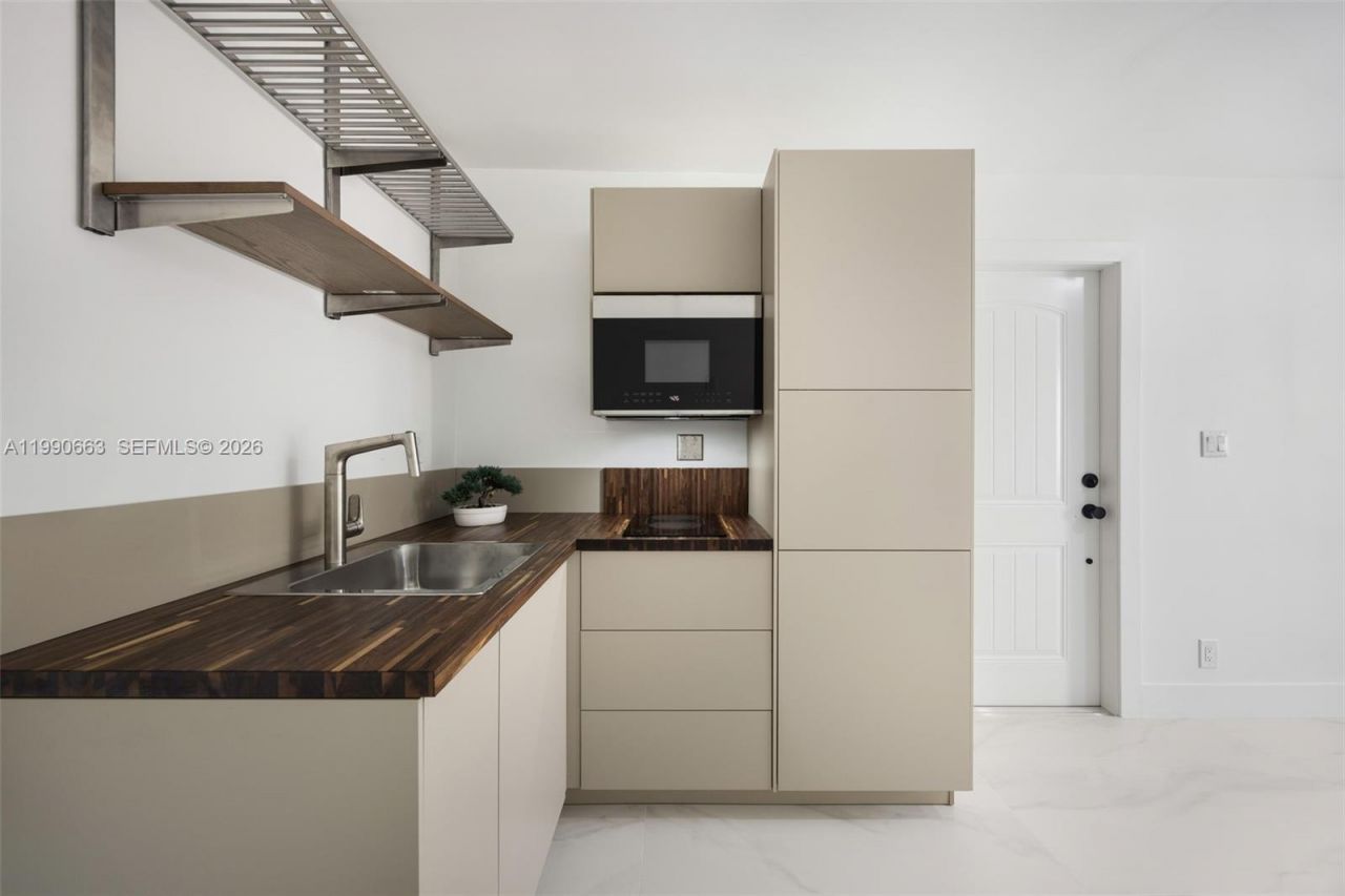 3640 SW 13th St , Miami, FL 33145 Photo