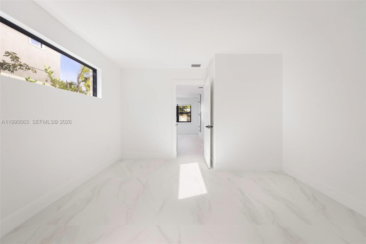 3640 SW 13th St , Miami, FL 33145 Photo