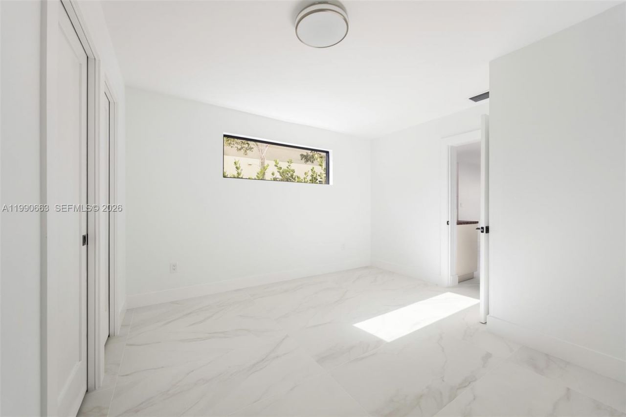 3640 SW 13th St , Miami, FL 33145 Photo