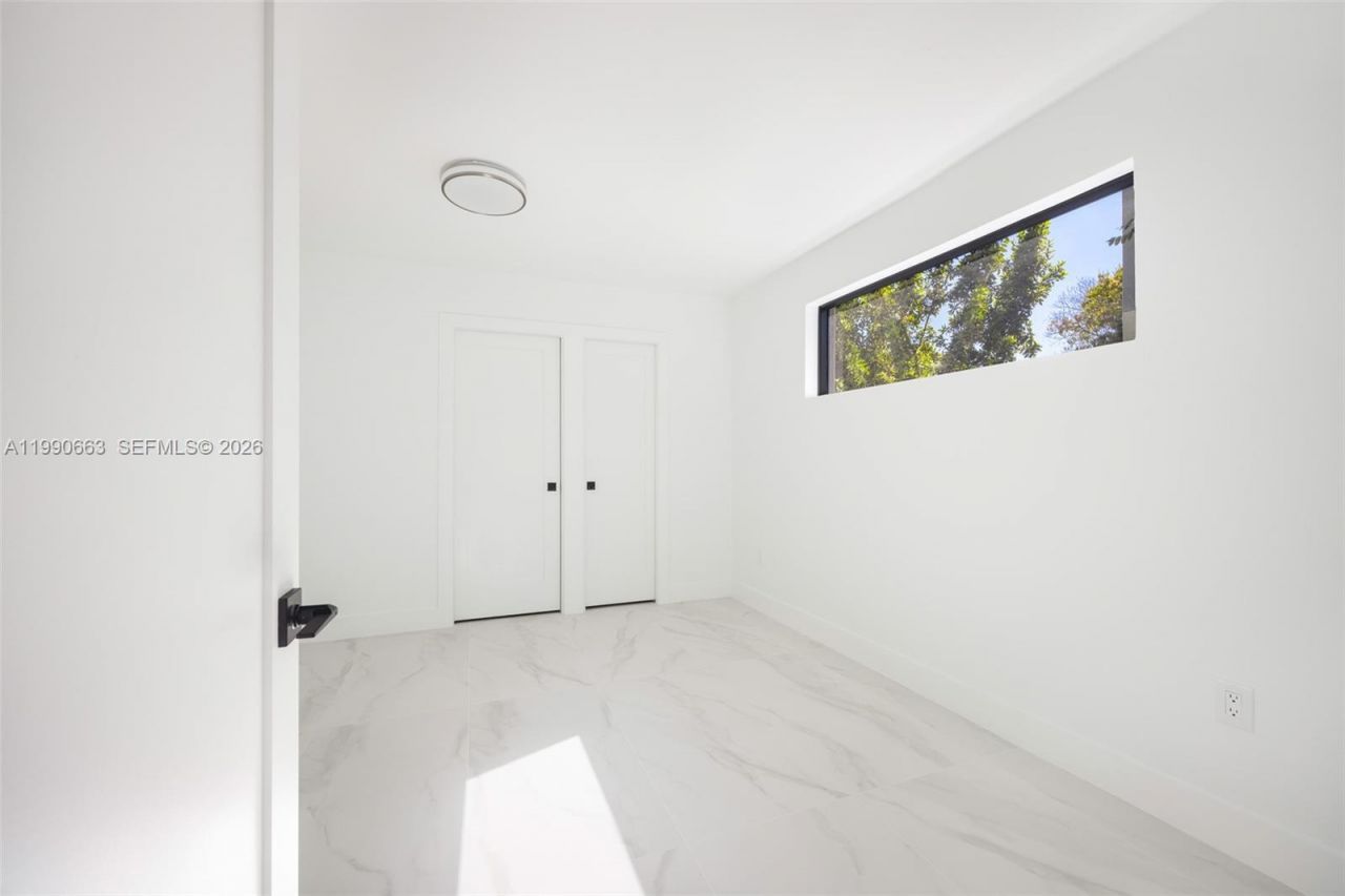 3640 SW 13th St , Miami, FL 33145 Photo