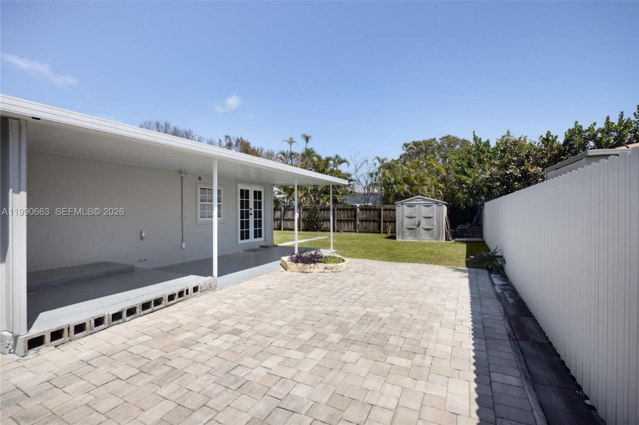 3640 SW 13th St , Miami, FL 33145 Photo