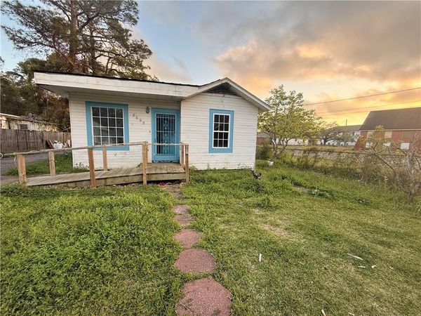 8655 E Alba Street, Bayou La Batre, AL 36509