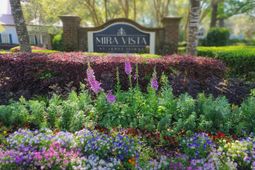 1537 Telfair Way photo 4