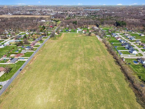 58156 Beech Road, Osceola, IN 46561