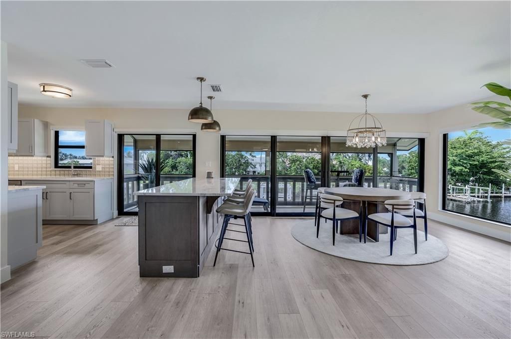 1390 Chesapeake Ave, Unit 1390, Naples, FL 34102 Photo