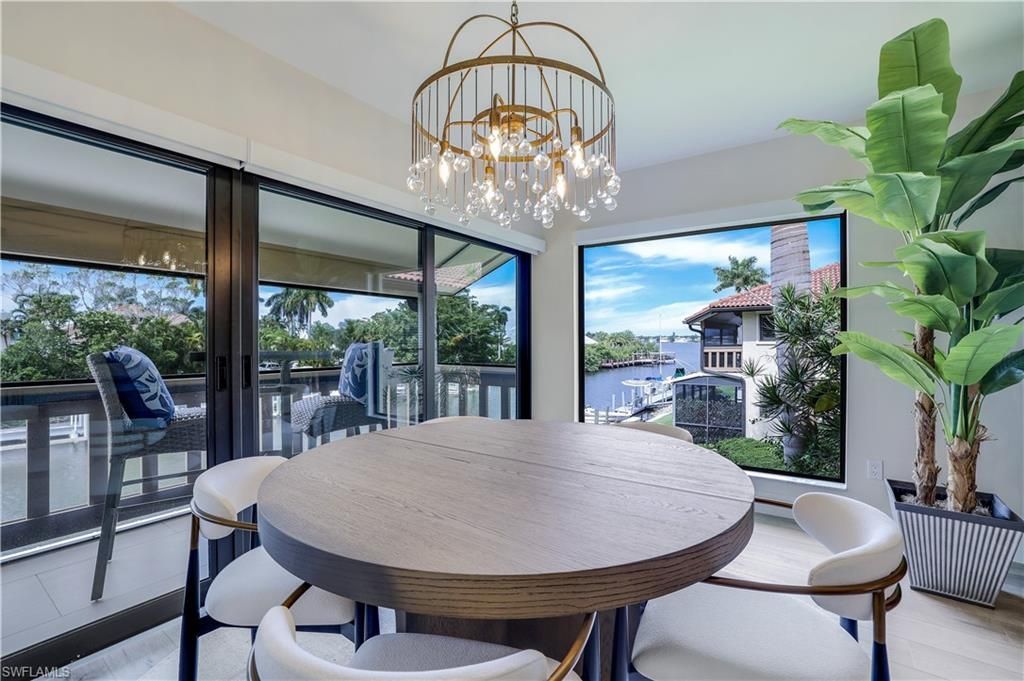 1390 Chesapeake Ave, Unit 1390, Naples, FL 34102 Photo