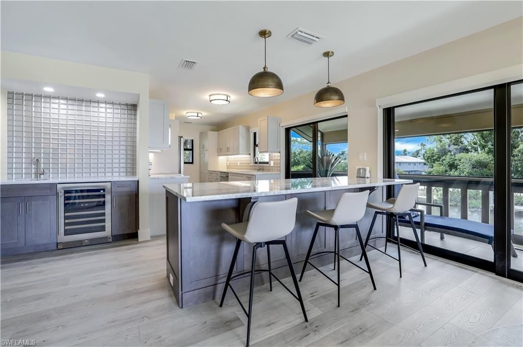 1390 Chesapeake Ave, Unit 1390, Naples, FL 34102 Photo