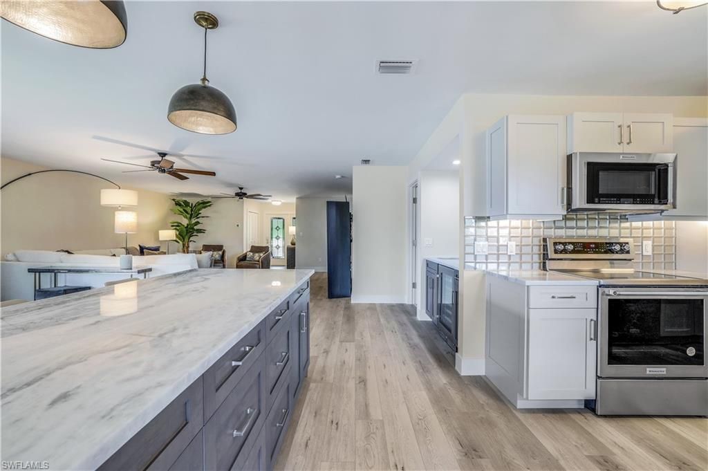 1390 Chesapeake Ave, Unit 1390, Naples, FL 34102 Photo