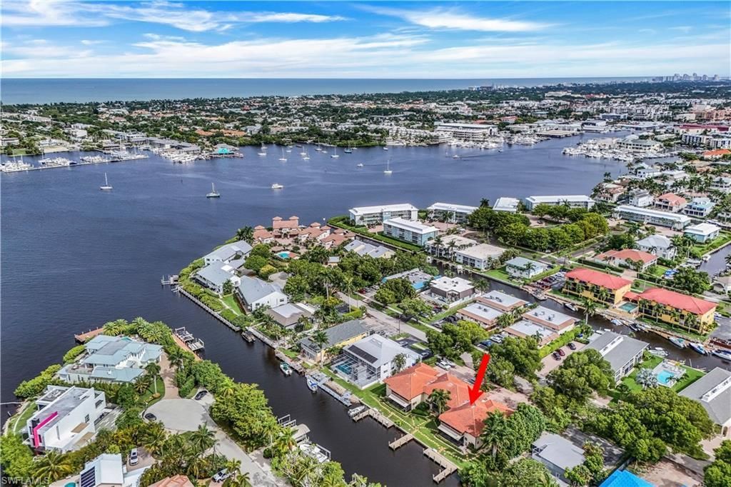 1390 Chesapeake Ave, Unit 1390, Naples, FL 34102 Photo