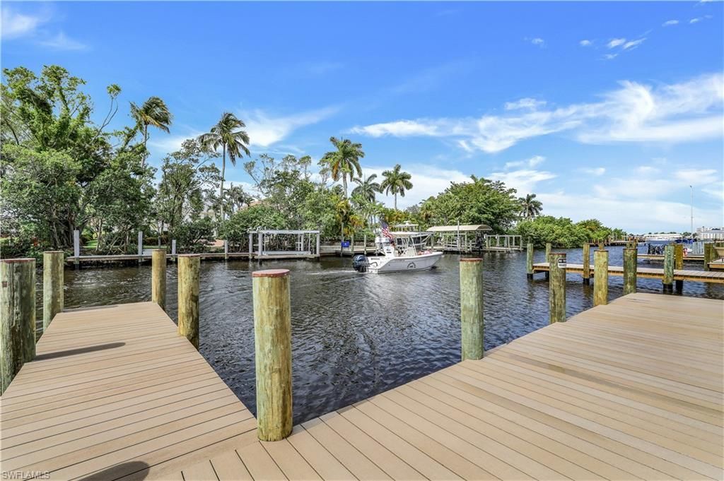 1390 Chesapeake Ave, Unit 1390, Naples, FL 34102 Photo