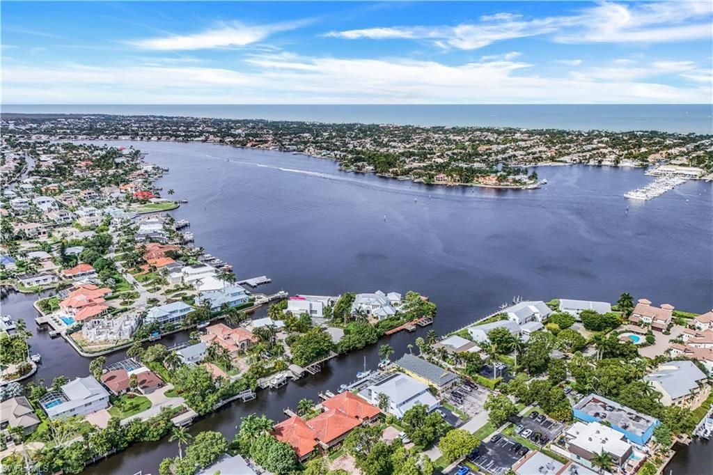 1390 Chesapeake Ave, Unit 1390, Naples, FL 34102 Photo