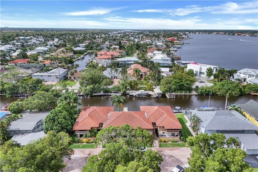 1390 Chesapeake Ave, Unit 1390, Naples, FL 34102 Photo