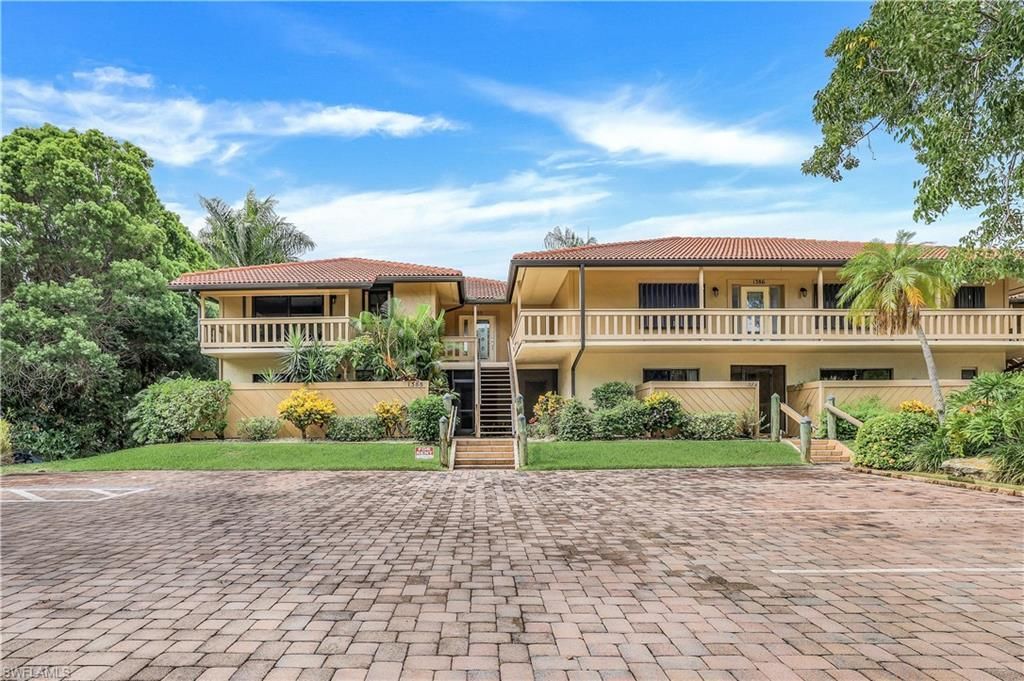 1390 Chesapeake Ave, Unit 1390, Naples, FL 34102 Photo