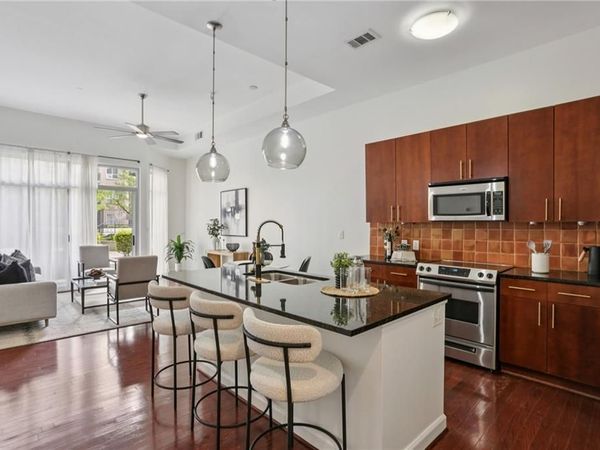 711 Cosmopolitan Drive NE, Unit 102, Atlanta, GA 30324