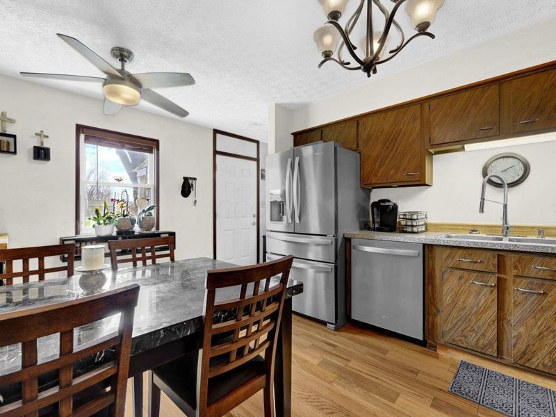 6558 Maple Way , Galloway, OH 43119 Photo 10