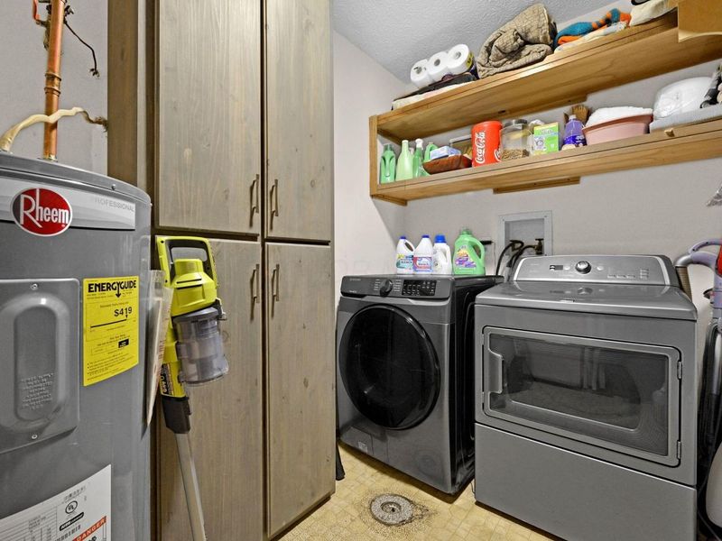 6558 Maple Way , Galloway, OH 43119 Photo 12