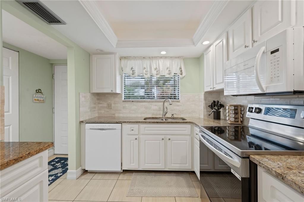 2121 Collier Ave, Unit 102, Fort Myers, FL 33901 Photo