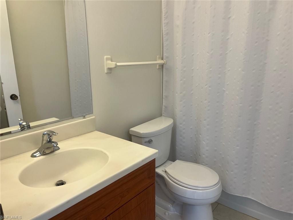 7402 Lake Breeze Dr, Unit 202, Fort Myers, FL 33907 Photo