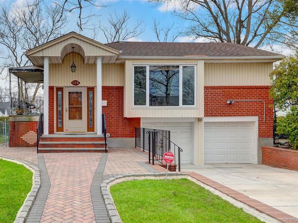 125 Marcus Avenue, New Hyde Park, NY 11040