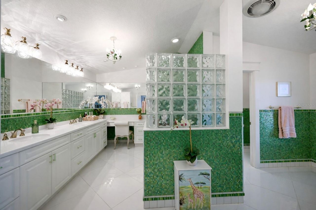 6100 Riverview Boulevard, Bradenton, FL 34209 Photo