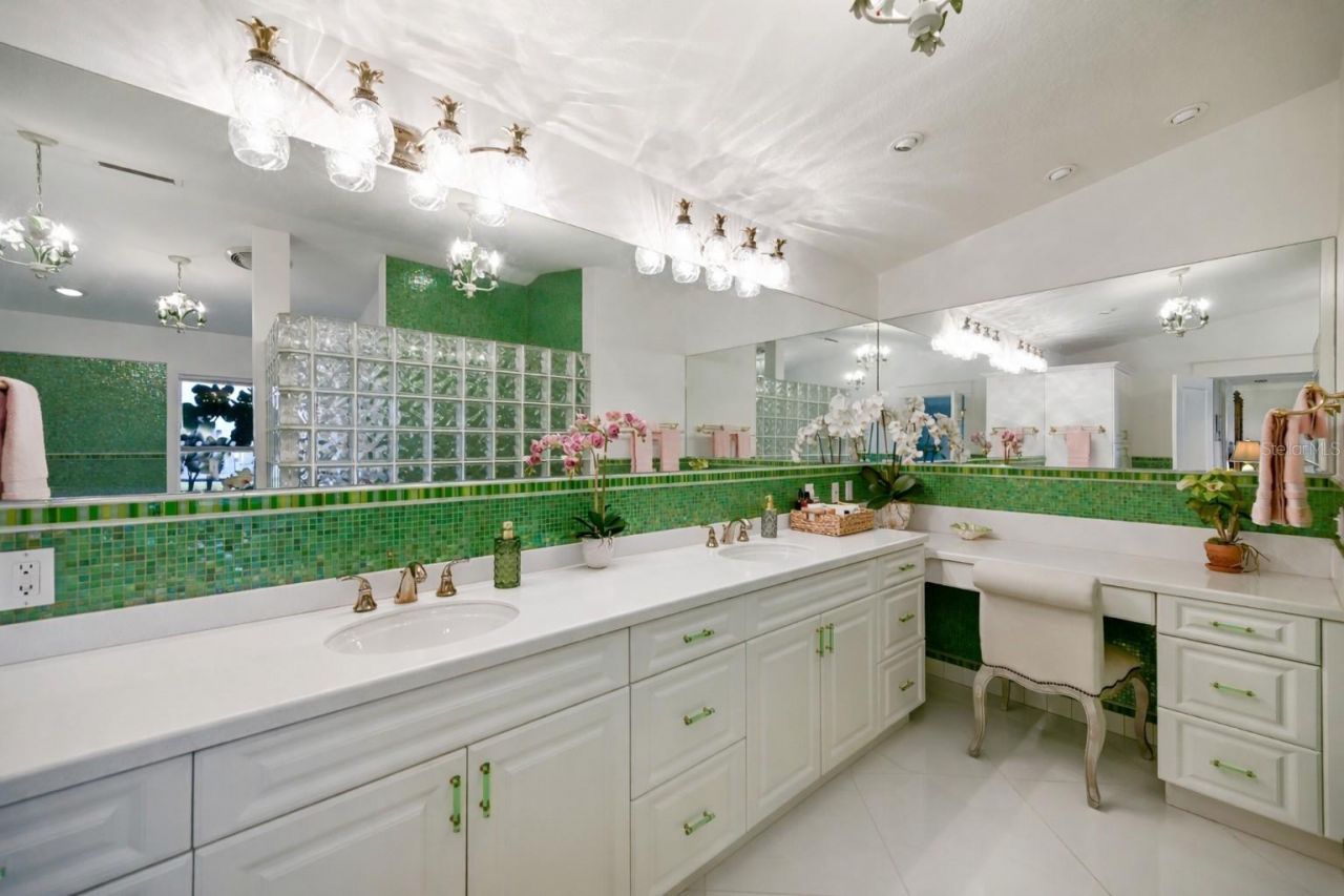 6100 Riverview Boulevard, Bradenton, FL 34209 Photo