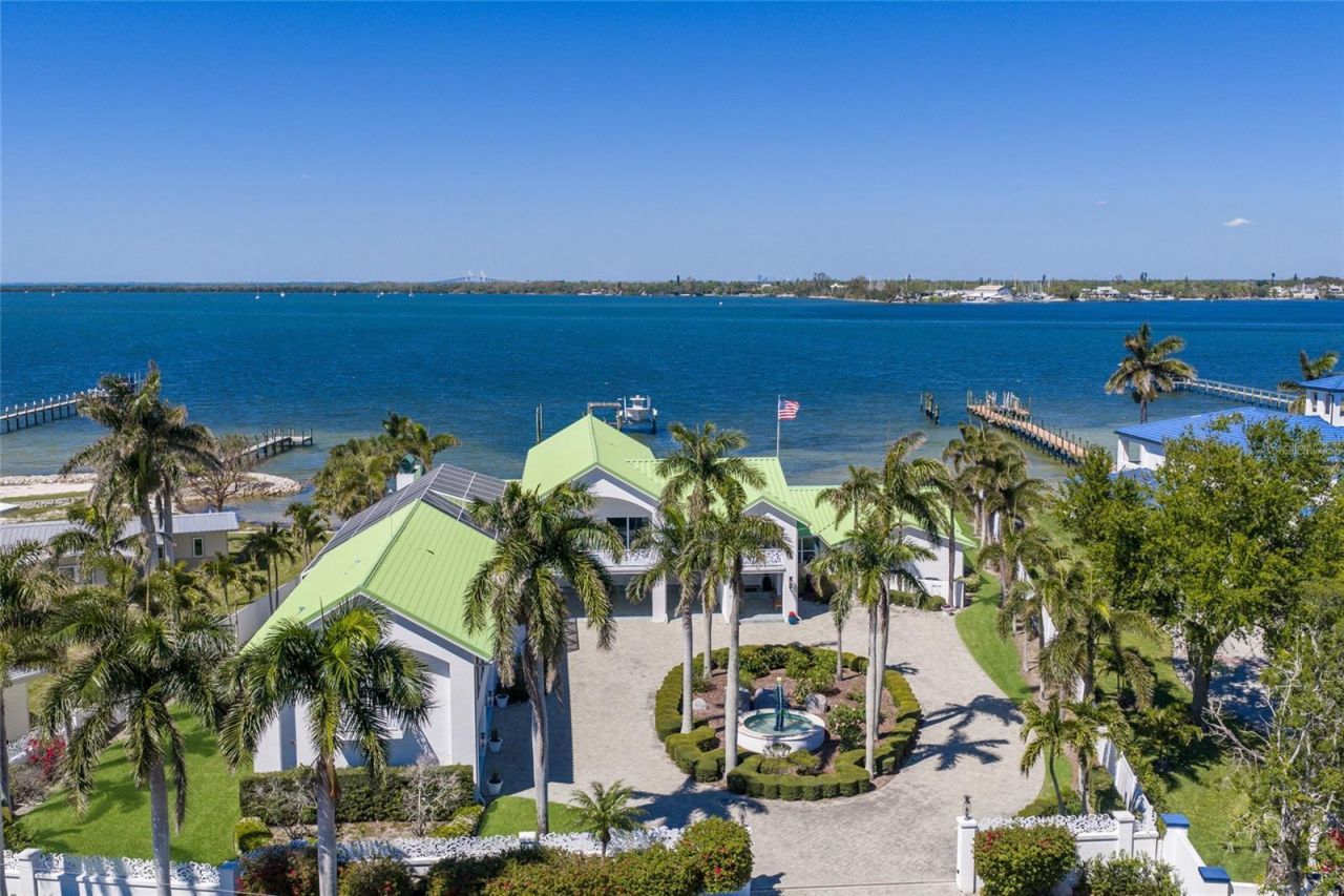 6100 Riverview Boulevard, Bradenton, FL 34209 Photo