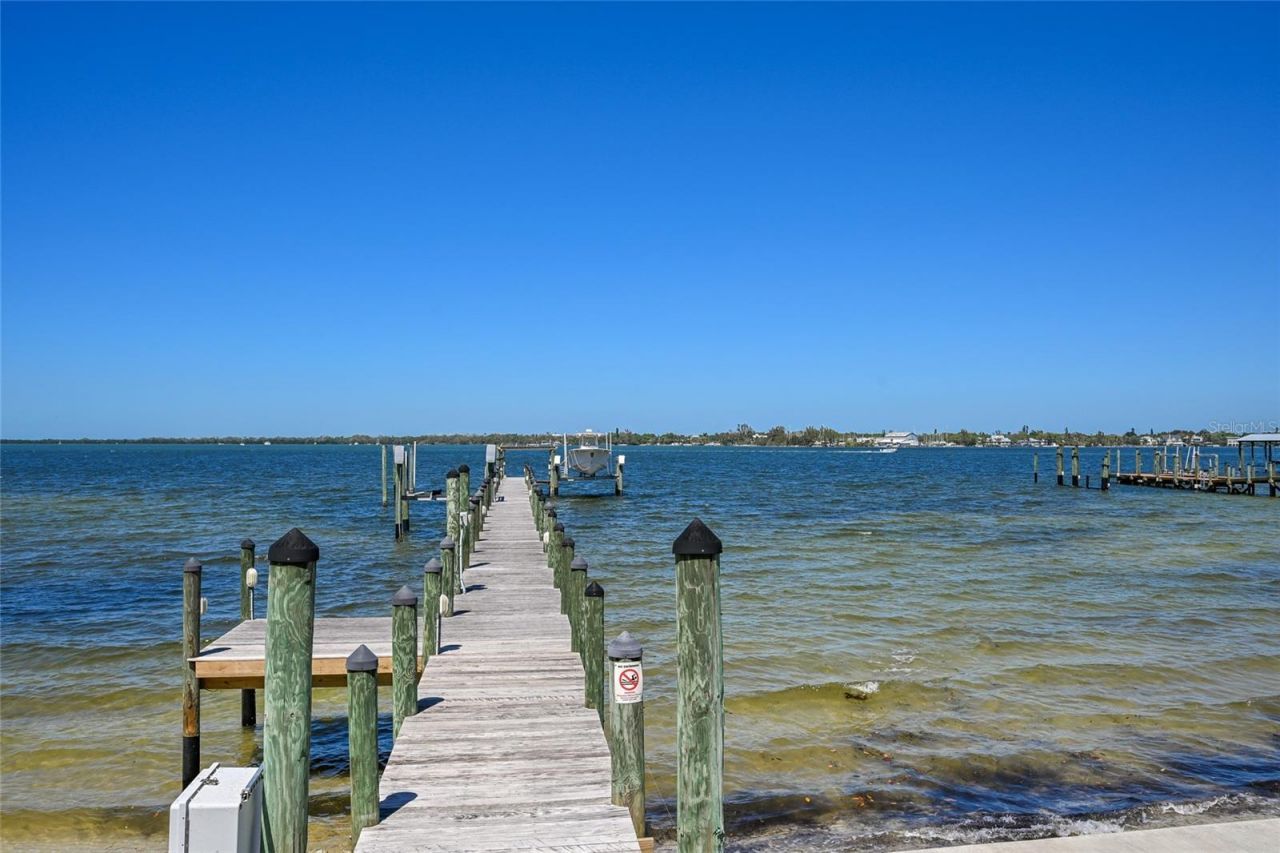 6100 Riverview Boulevard, Bradenton, FL 34209 Photo