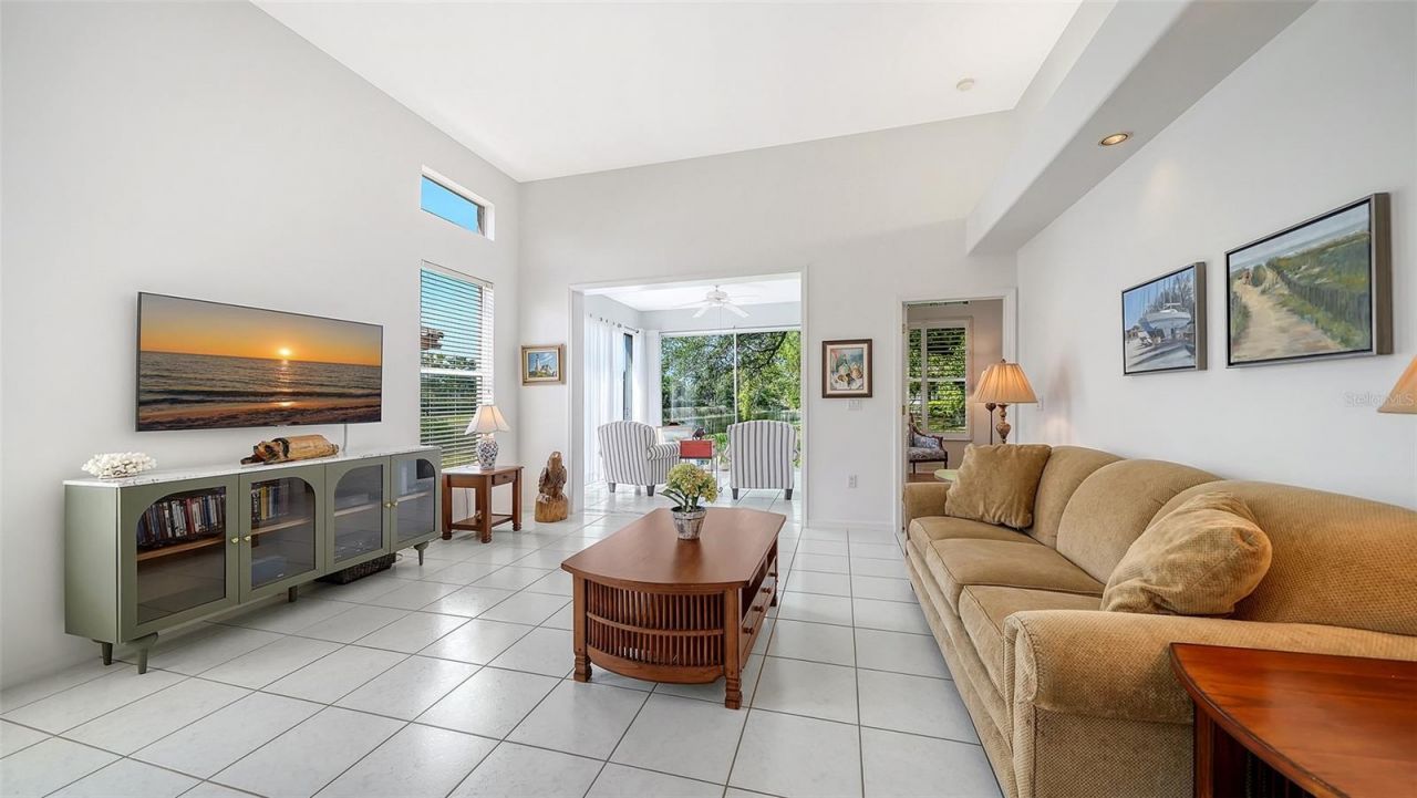 3799 Mira Lago Drive, Sarasota, FL 34238 Photo