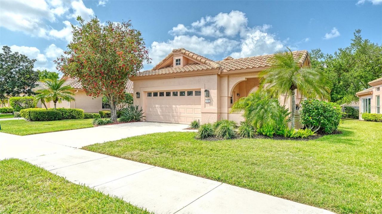 3799 Mira Lago Drive, Sarasota, FL 34238 Photo