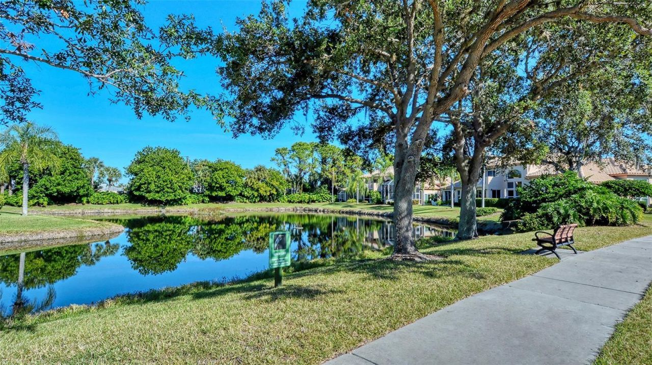 3799 Mira Lago Drive, Sarasota, FL 34238 Photo