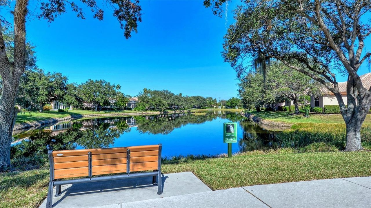 3799 Mira Lago Drive, Sarasota, FL 34238 Photo