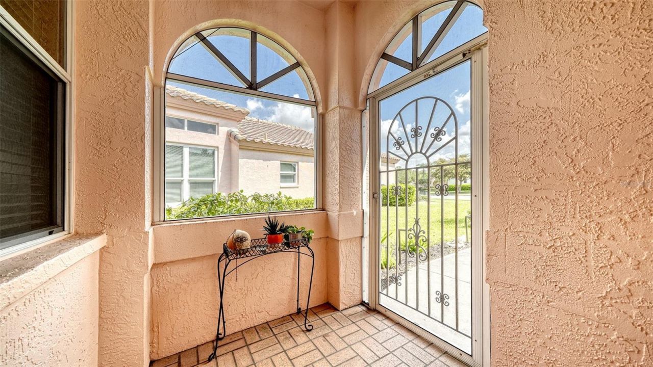 3799 Mira Lago Drive, Sarasota, FL 34238 Photo