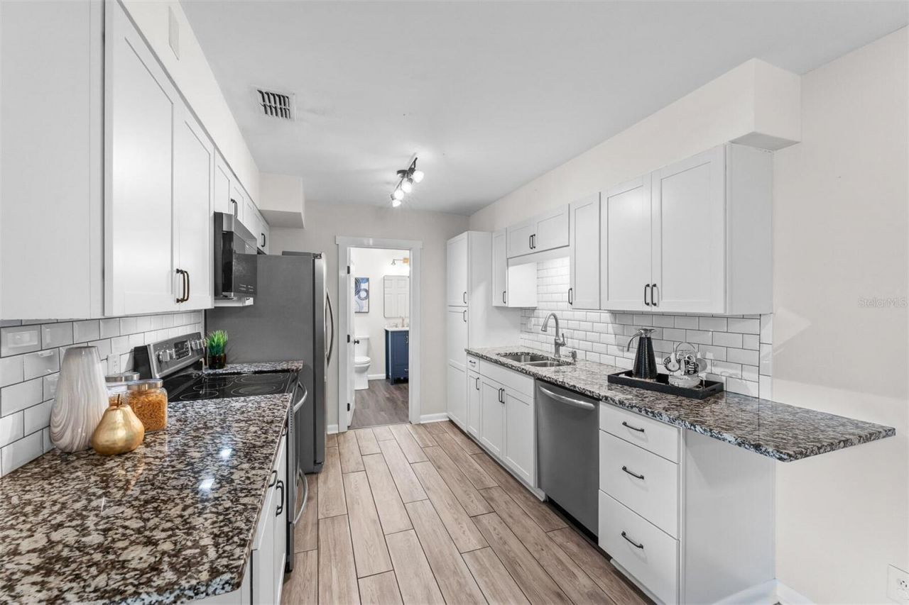1415 Carlson Drive, Orlando, FL 32804 Photo