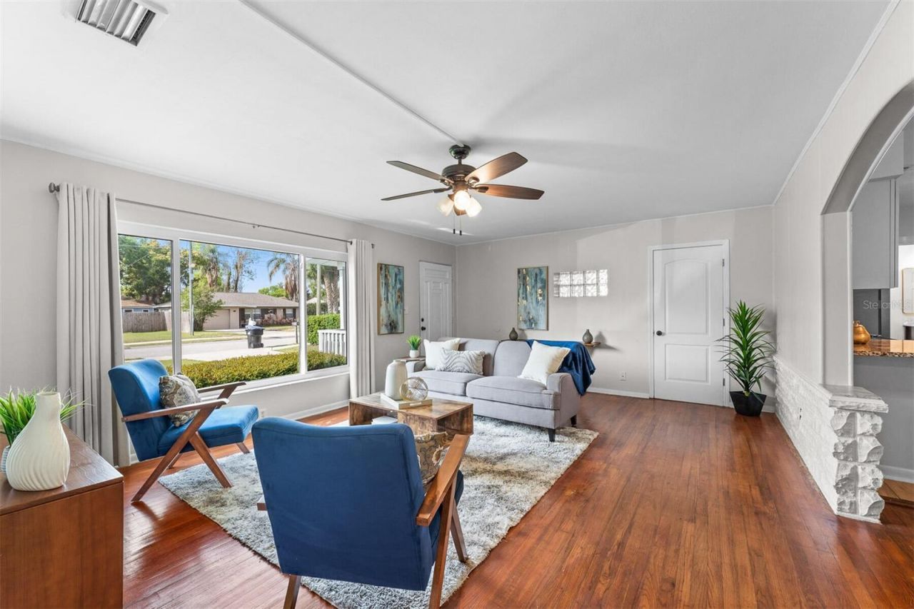 1415 Carlson Drive, Orlando, FL 32804 Photo