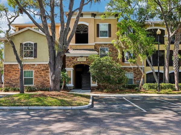 10125 COURTNEY PALMS BOULEVARD , Unit 201, TAMPA, FL 33619