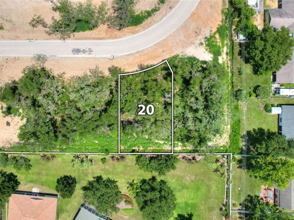 150 TRANQUIL MIRROR LAKE COURT , Unit LOT 20, CLERMONT, FL 34711