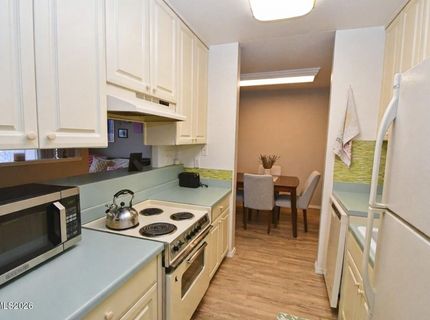 2955 Lakeside Drive, Unit 301, Reno, NV 89509 Photo