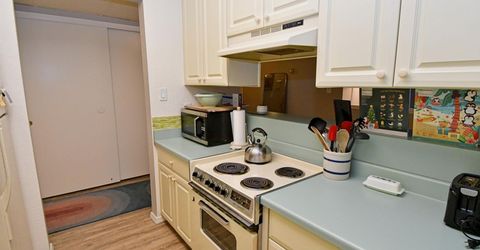 2955 Lakeside Drive, Unit 301, Reno, NV 89509 Photo