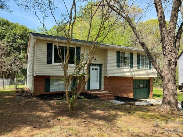 9525 Robert Burns Court , Charlotte, NC 28213