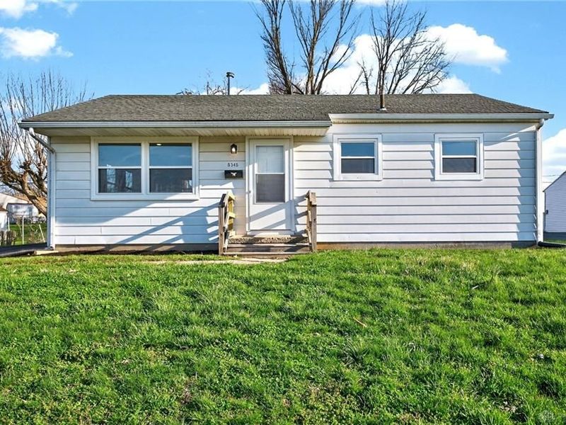 5345 Middlebury Road, West Carrollton, OH 45432 Photo 1