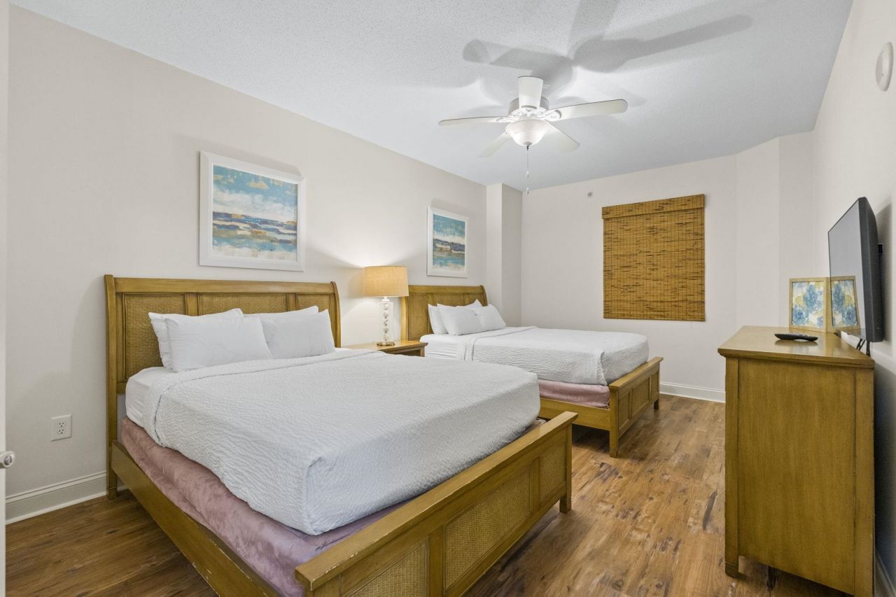 100 North Beach Blvd. Photo 11