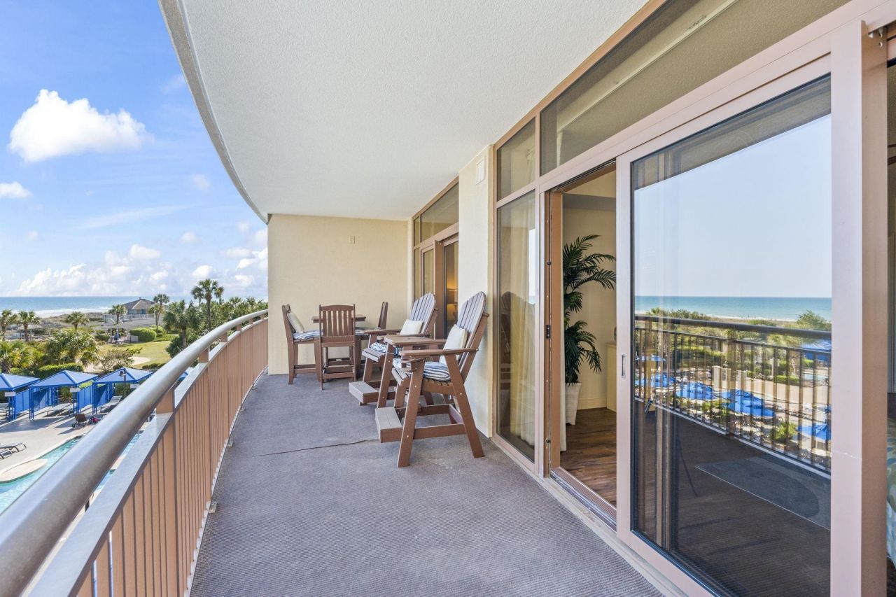 100 North Beach Blvd. Photo 5