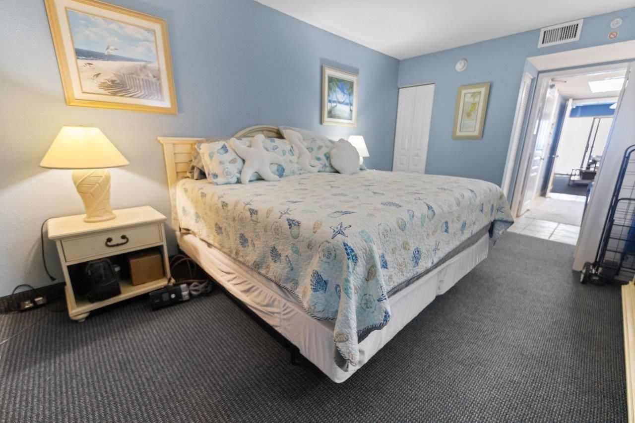 2801 S Ocean Blvd. Photo 5