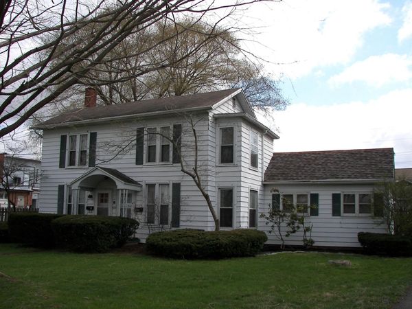 16 High School Avenue, Shelby, OH 44875
