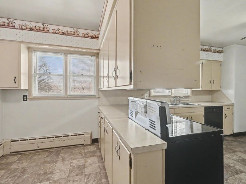 16 High School Avenue, Shelby, OH 44875 Photo 11