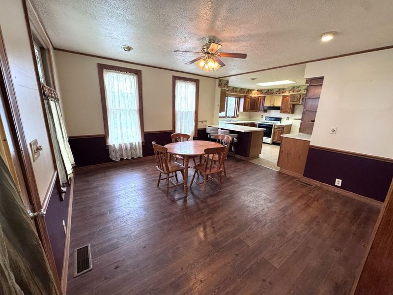 74 E Whitney Avenue , Shelby, OH 44875 Photo 6