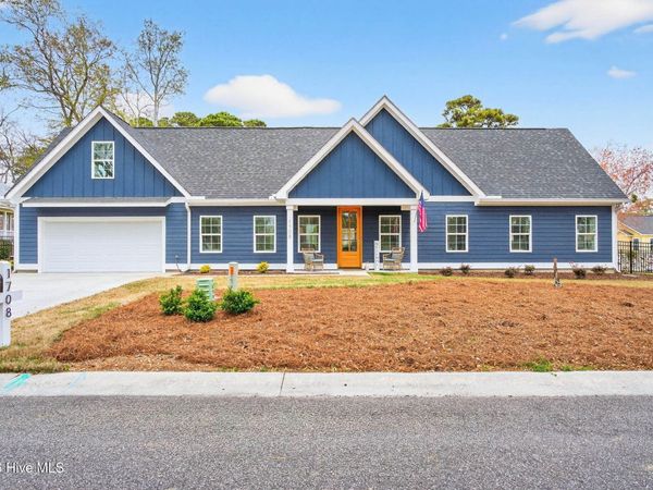 1708 Oakbrook Drive SW, Ocean Isle Beach, NC 28469